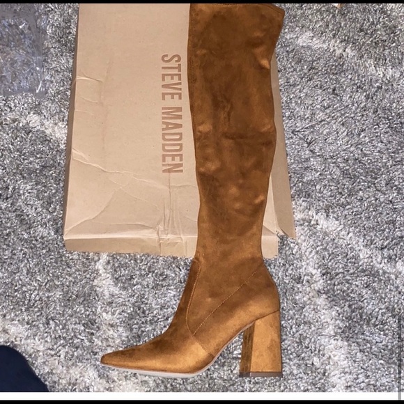 STEVE MADDEN HUNTLEY COGNAC KNEE HIGH BOOTS - Picture 3 of 6